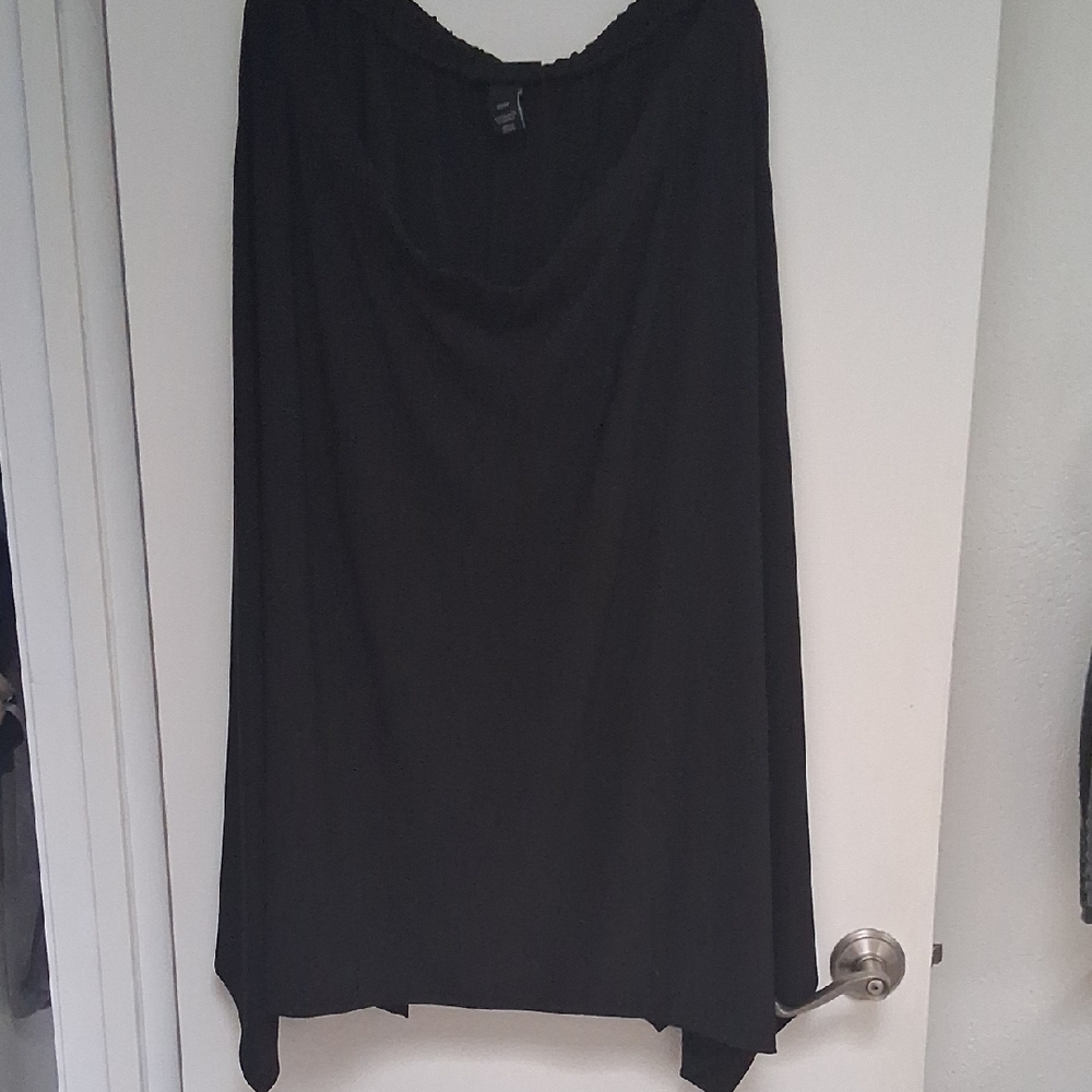 Elegant Black Women's Skirt